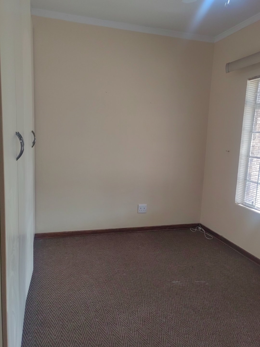  Bedroom Property for Sale in Carters Glen Northern Cape